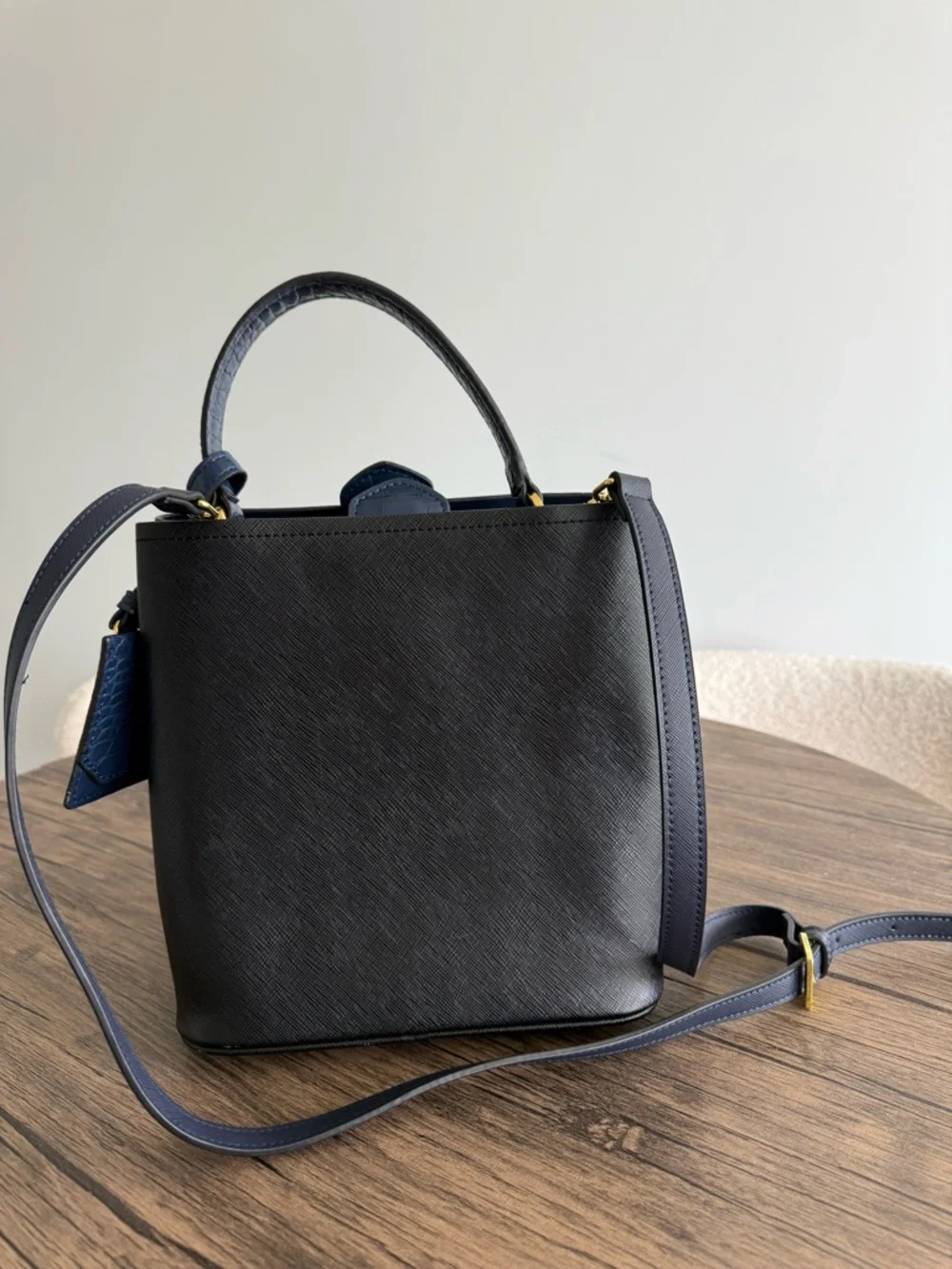 Prada Black Saffiano Leather Bucket Satchel with Navy Trim - Picture 3 of 9